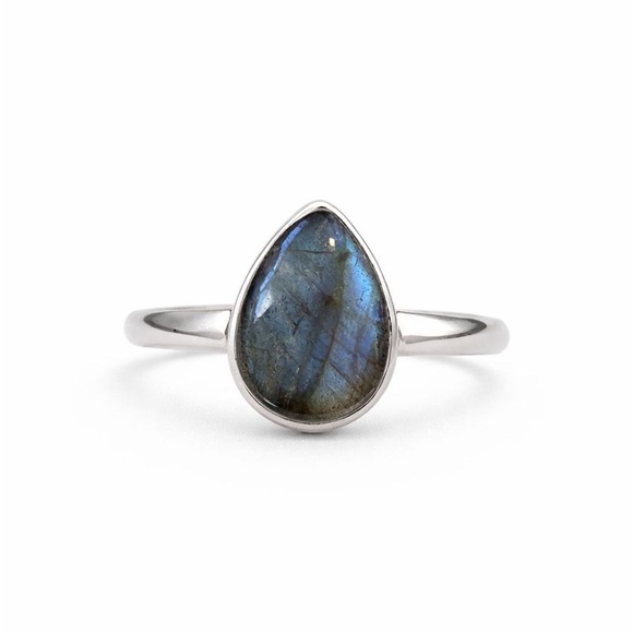 S925 Teardrop Labradorite Ring